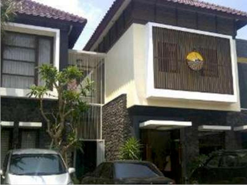 Oyo 3939 Omahkoe Guest House Syariah Malang Exterior photo